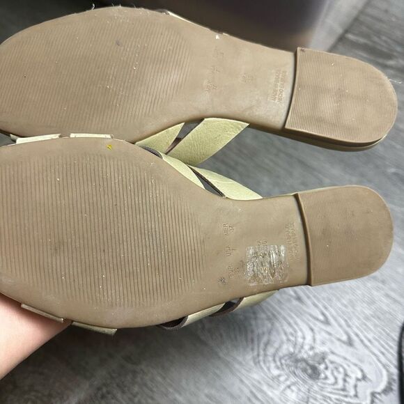 EUC Anthropologie Vincenza Green Leather Slide Sandal - size 7 - Picture 3 of 6